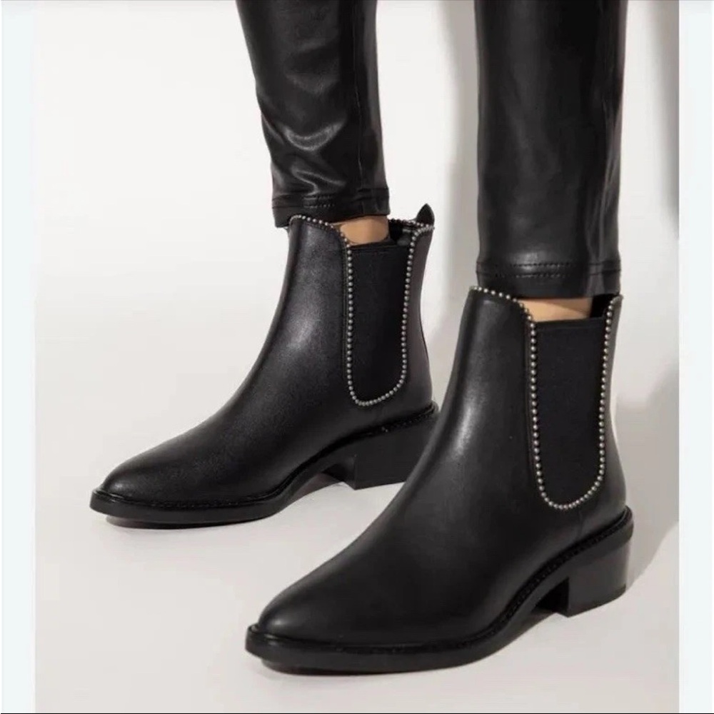 Coach Bowery Chelsea Boot bead ankle shoes heel black 5 new
